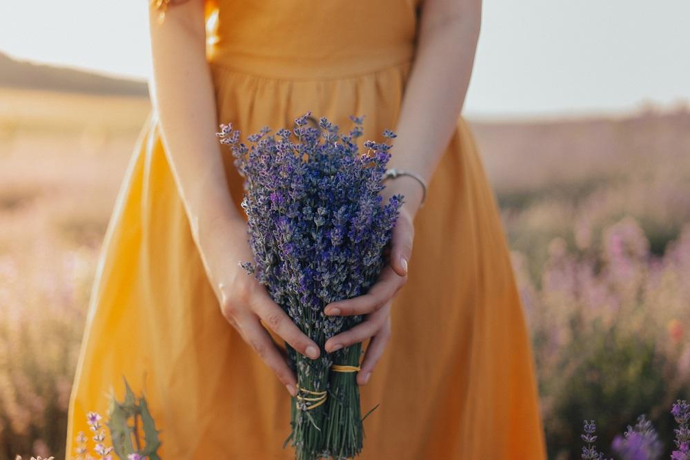 5 Herbs That Give You a Story to Tell This Valentine’s Day